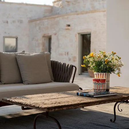 Trullo Saraceno ヴィラ オストゥーニ