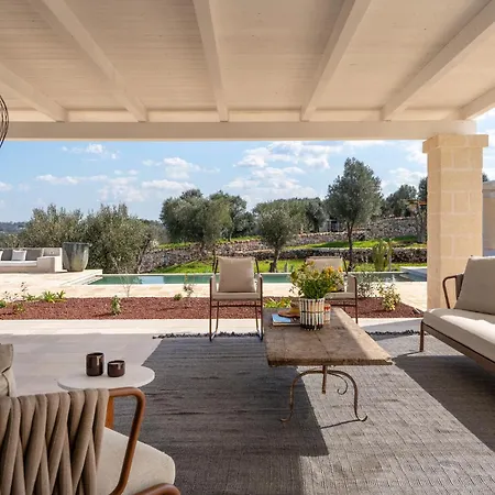 Trullo Saraceno * 奥斯图尼