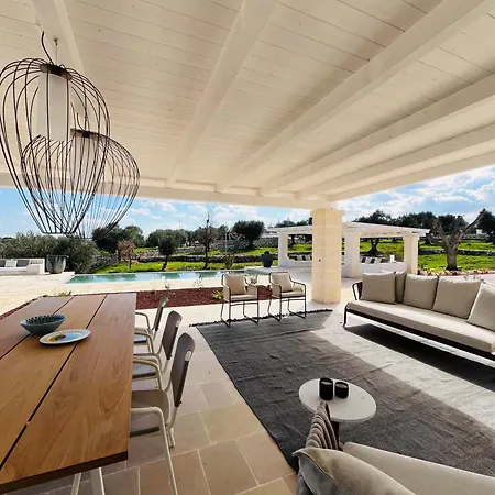 Trullo Saraceno * 奥斯图尼