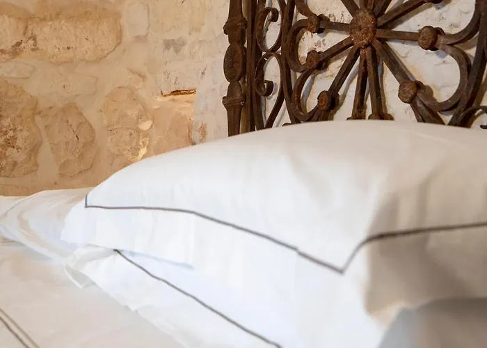 Trullo Saraceno Villa *